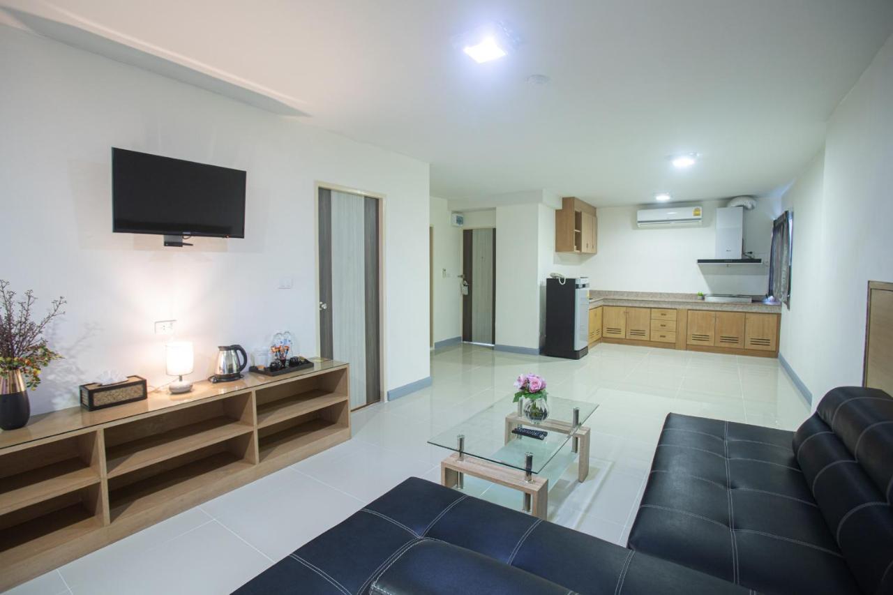 The Greenery Central Suite & Hotel Chiang Mai Exterior photo